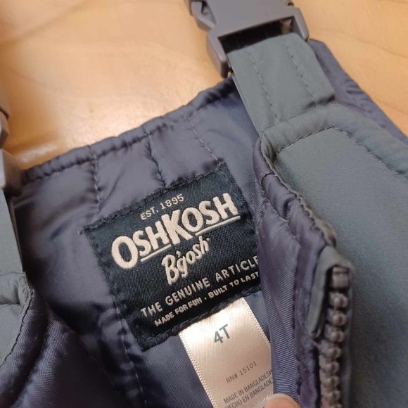 OshKosh B'Gosh Grey Snow Suit 4T Kids - Picture 4 of 4
